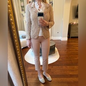 CHANEL Pink Bouclé Tweed Blazer Jacket. Excellent condition. Size 38